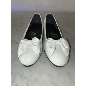 Tic Tac Toe Shoes White Leather Upper Size 7 New Old Stock Bows